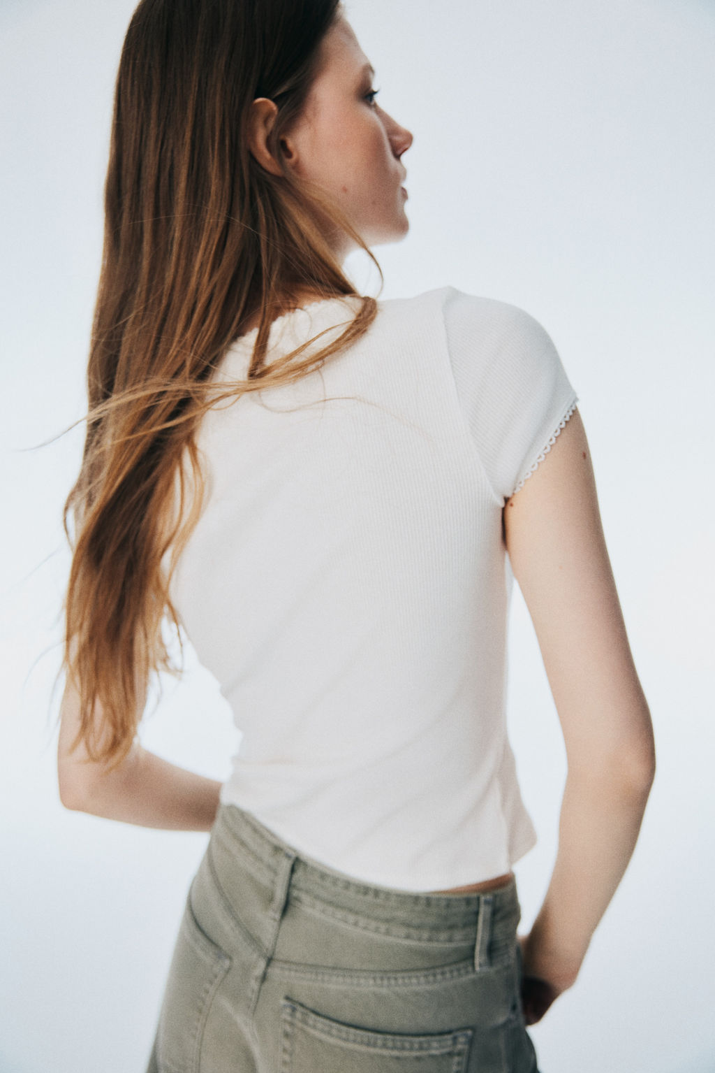 Top de canal? con botones - H&m фото 3