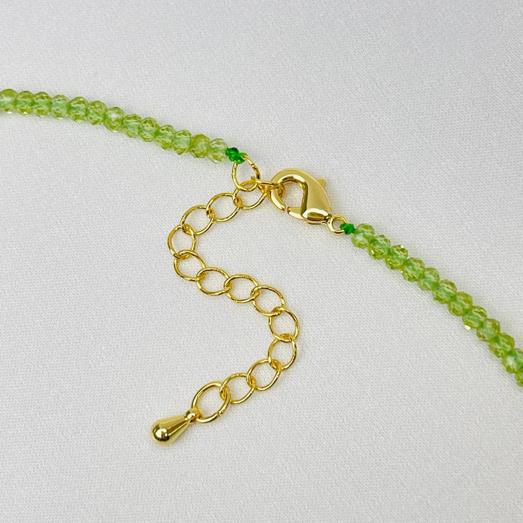 Колье из Хризолита