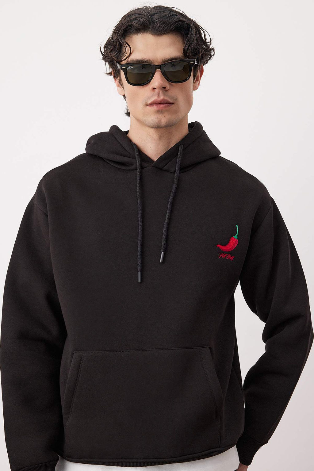 Siyah Biber Nak?sl? Oversize/Genis Kesim Ici Polarl? Kapusonlu Sweatshirt TMNAW25SW00016