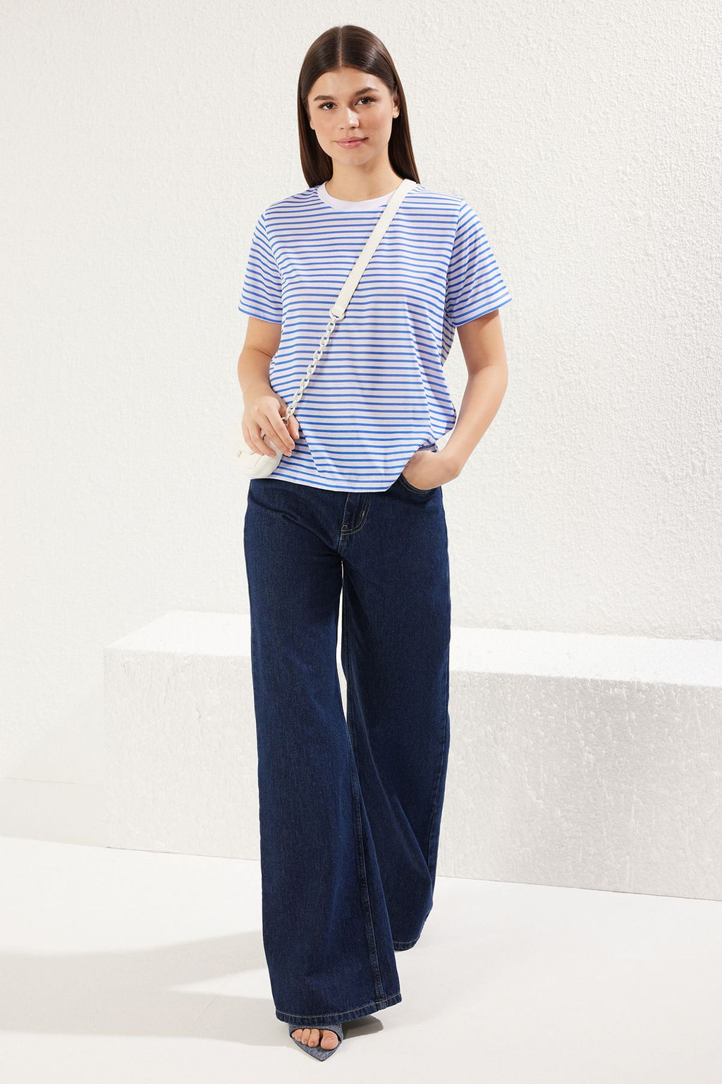 Saks Cizgili Basic Bisiket Yaka K?sa Kol Regular Kal?p Orme T-Shirt TWOSS21TS0904