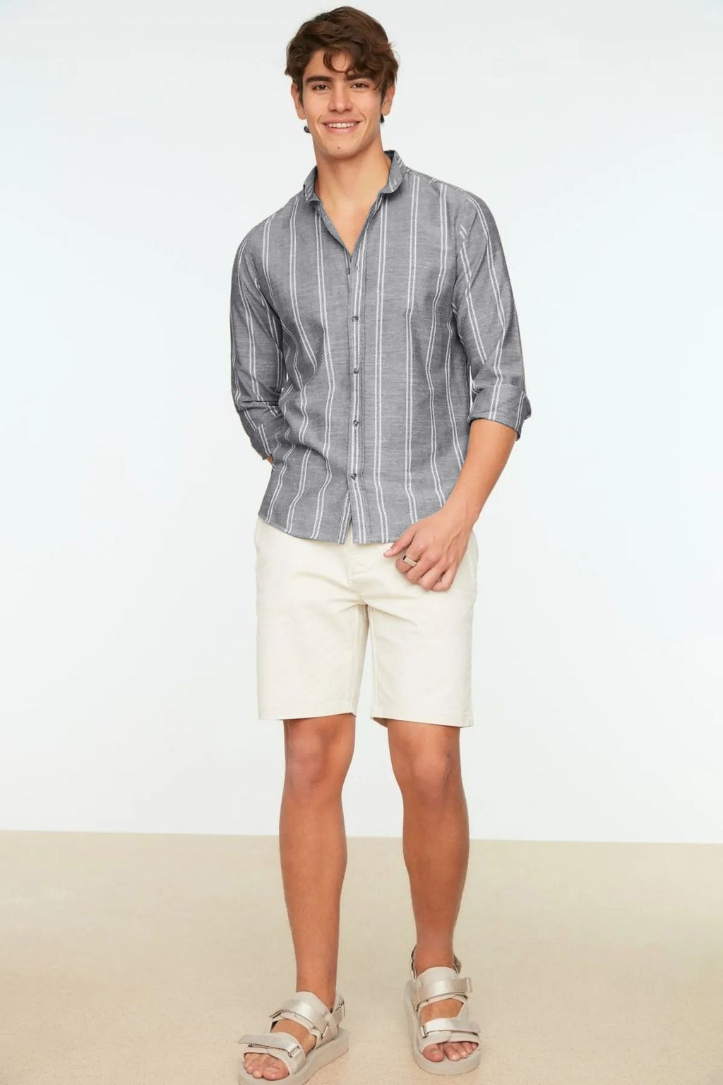 TRENDYOL MAN Beyaz Slim Fit Dugmeli Yaka Ince Cizgili Gomlek TMNSS20GO0092 - Trendyolmilla фото 31