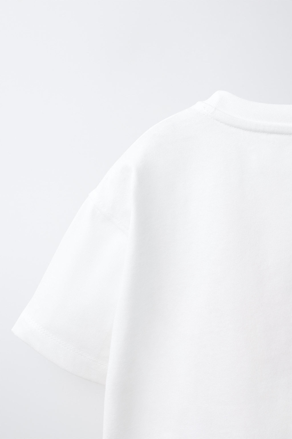 CAMISETA ESTAMPADO FLOR / Blanco - Zara фото 4