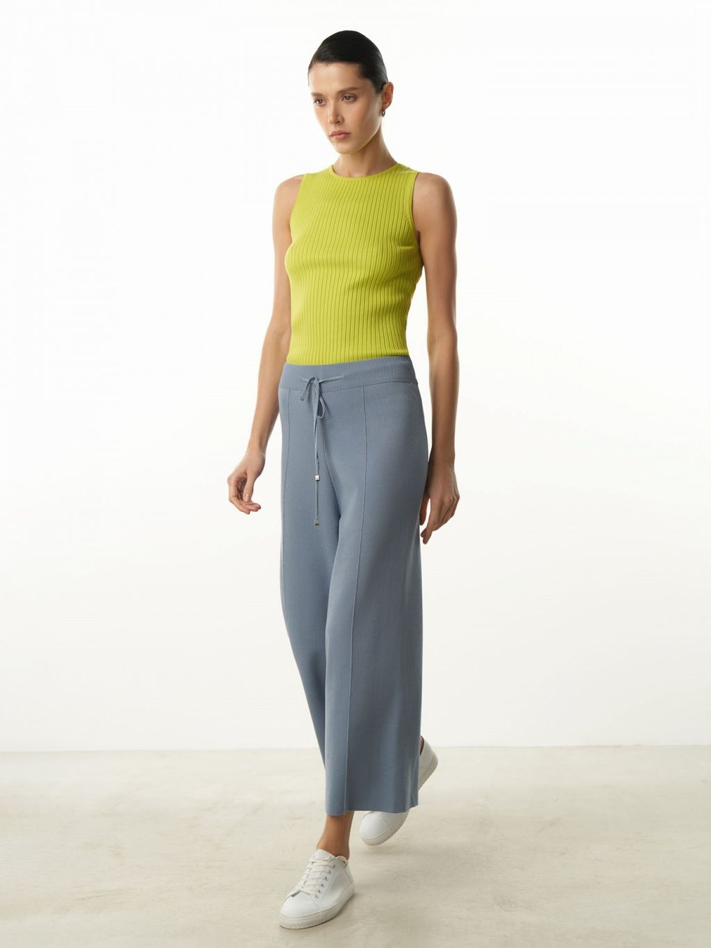 Conso/KM 230739 - lime green Топ женский