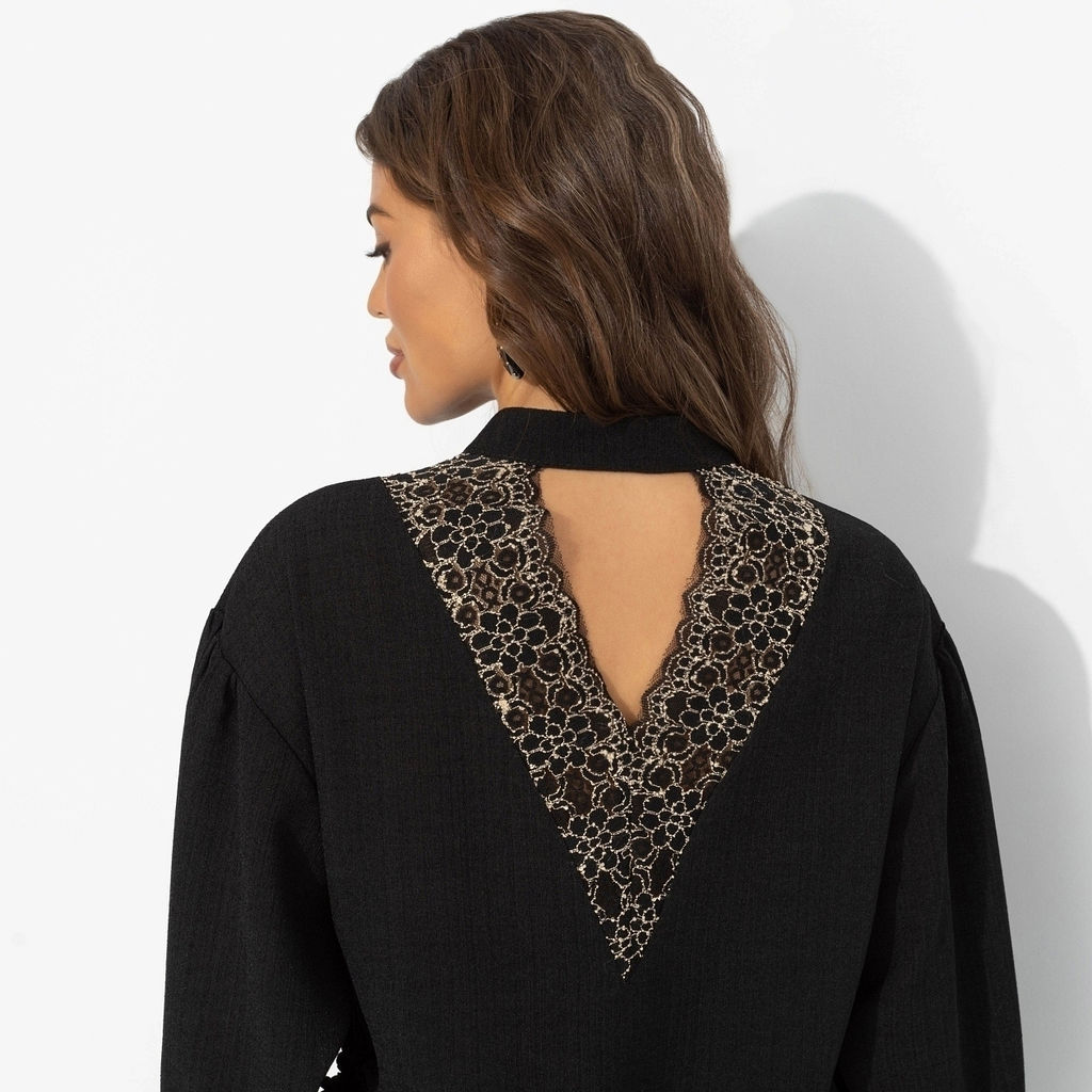 Рубашка с ажурной спинкой и сборками, Невозможно оторваться (черная) - Charutti фото 7