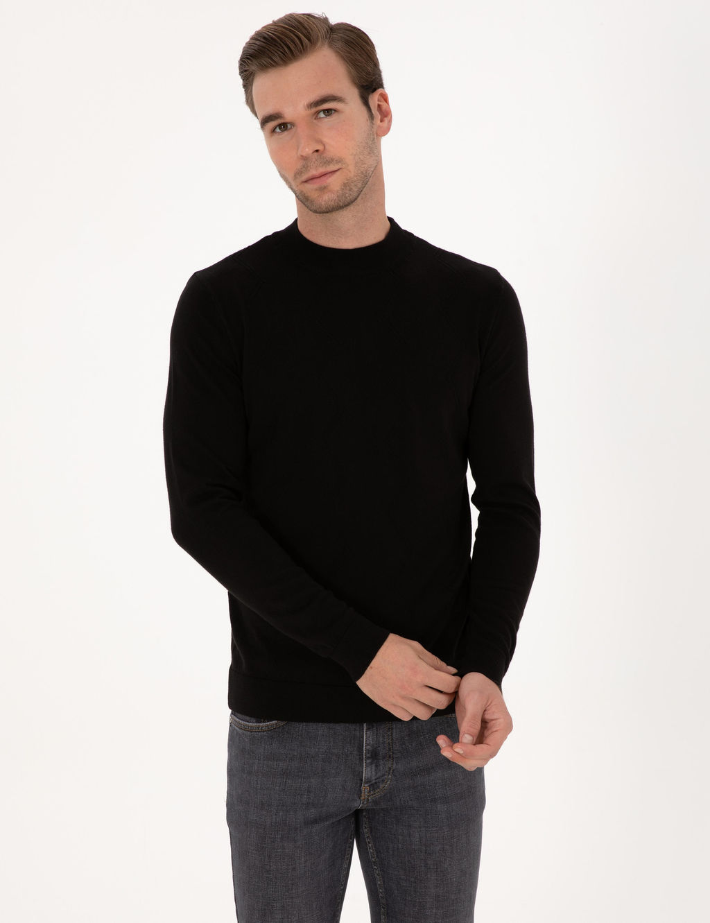 Siyah Slim Fit %100 Pamuk _eyrek Bal_k__ Yaka Triko Kazak