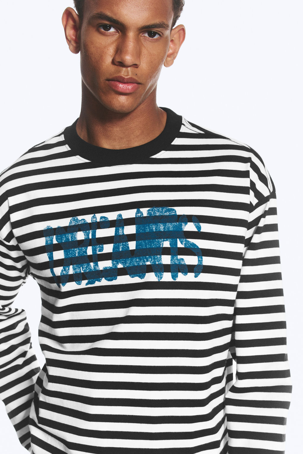Camiseta boxy de manga larga y estampado gr?fico - H&m фото 6