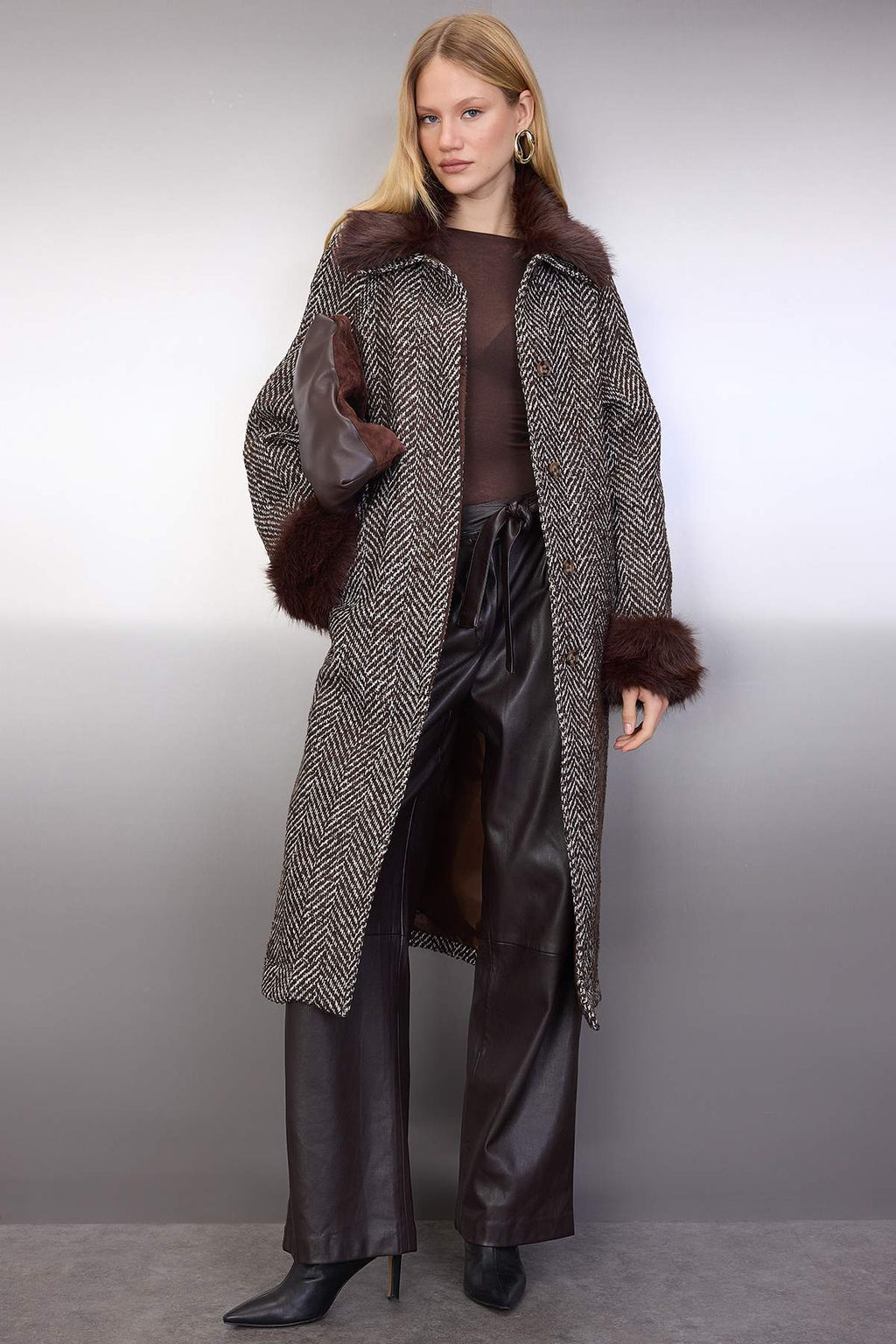 Kahverengi Kurk Detayl? Bal?ks?rt? Mono Kapama Oversize Uzun Kase Kaban TWOAW26KB00044 - Trendyolmilla фото 6