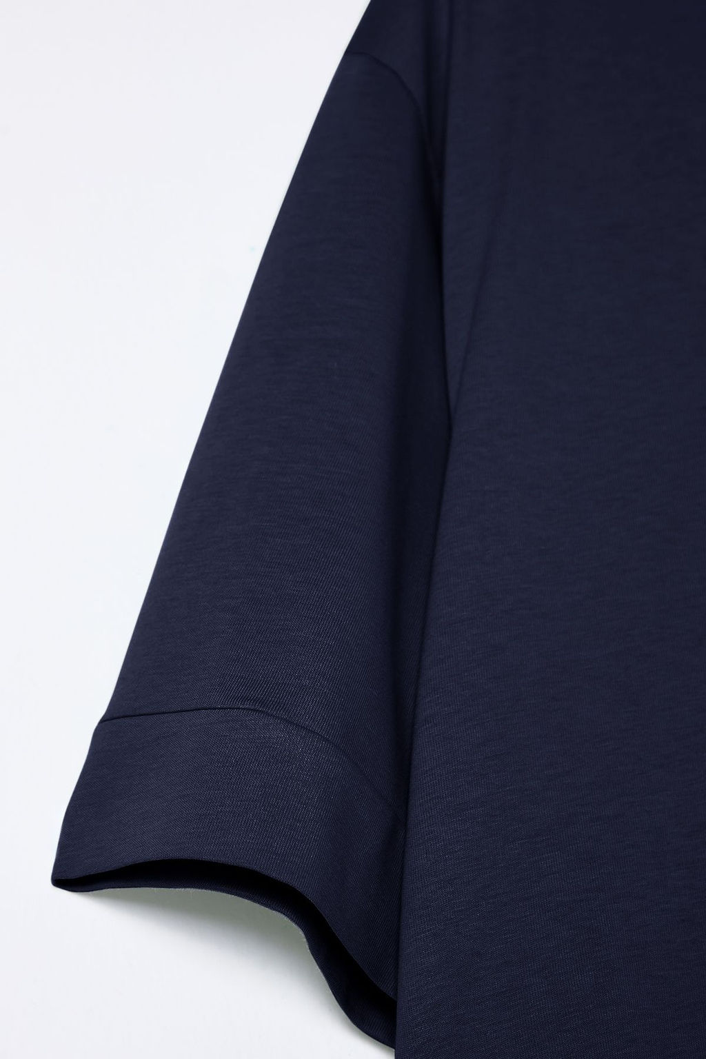 TRENDYOLMILLA Lacivert %100 Pamuk Oversize/Genis Kal?p Truvakar Kol Orme T-Shirt TWOSS25TS00011  фото 15