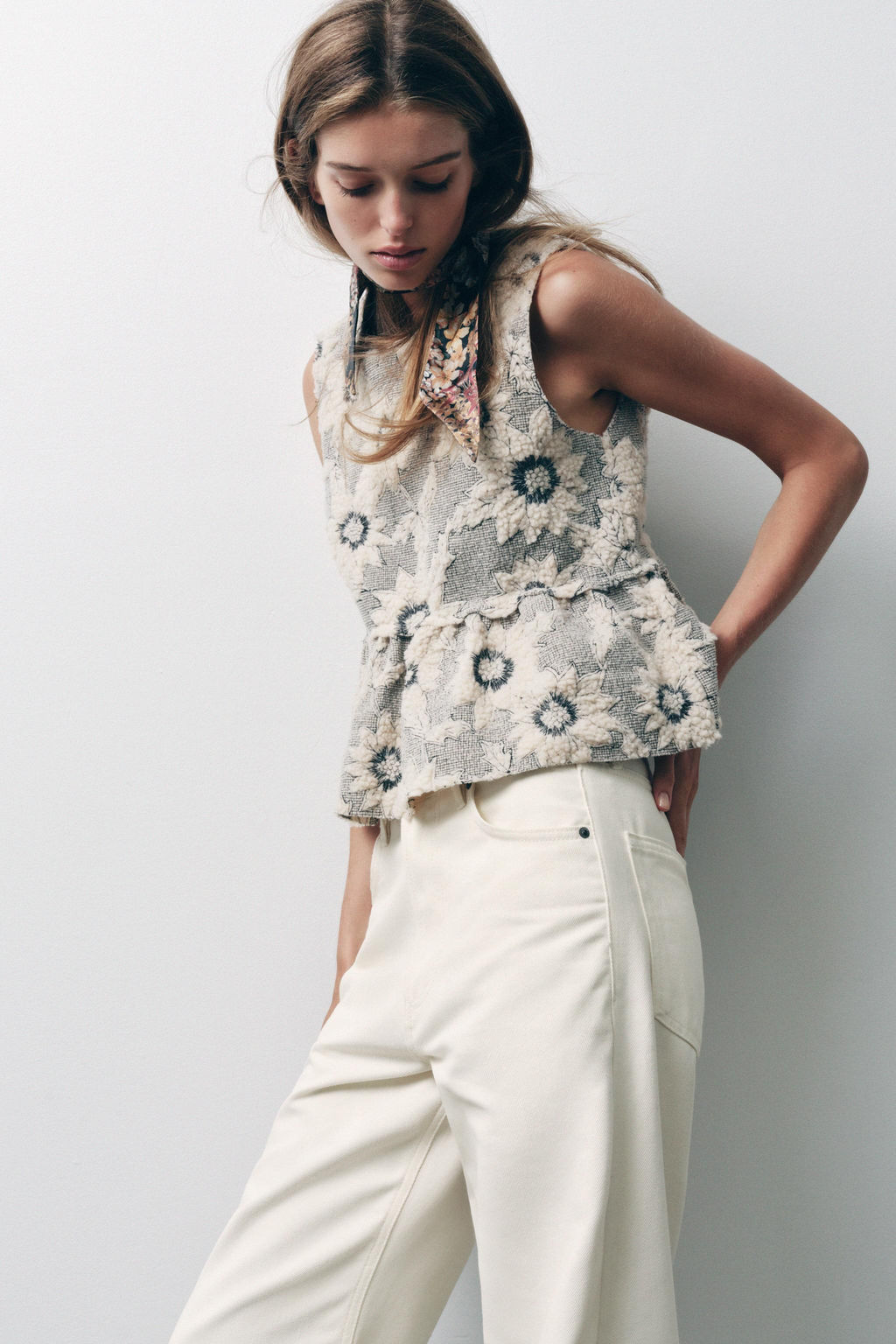 FLORAL TEXTURED PEPLUM TOP - Zara фото 3