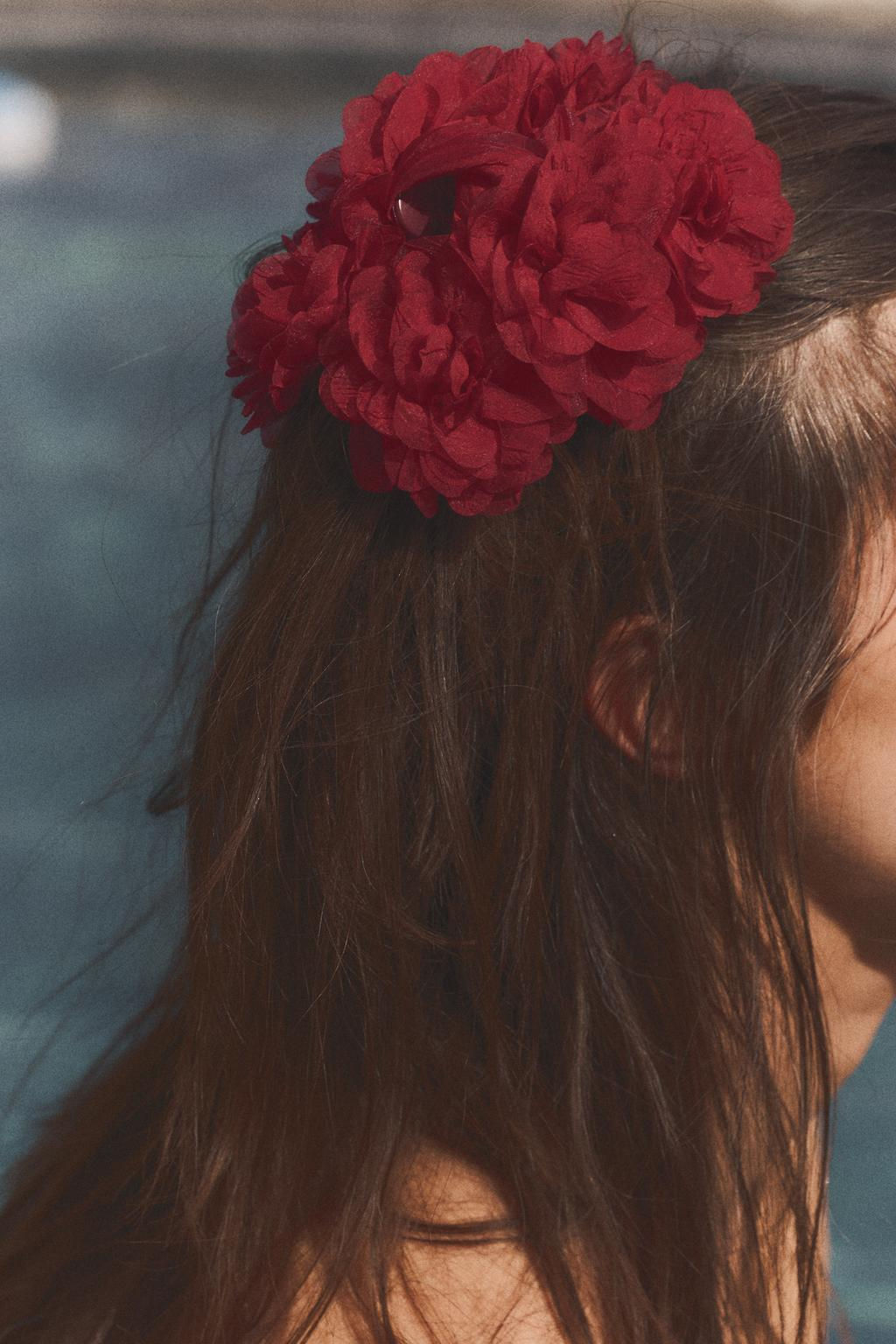 ORGANZA FLOWER SHEEPSKIN CLIP - Zara фото 5
