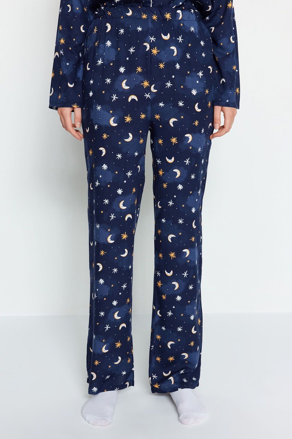 Trendyolmilla Mor Galaksi Desenli Biyeli Viskon Dokuma Pijama Tak?m? THMAW24PT00093 фото 6