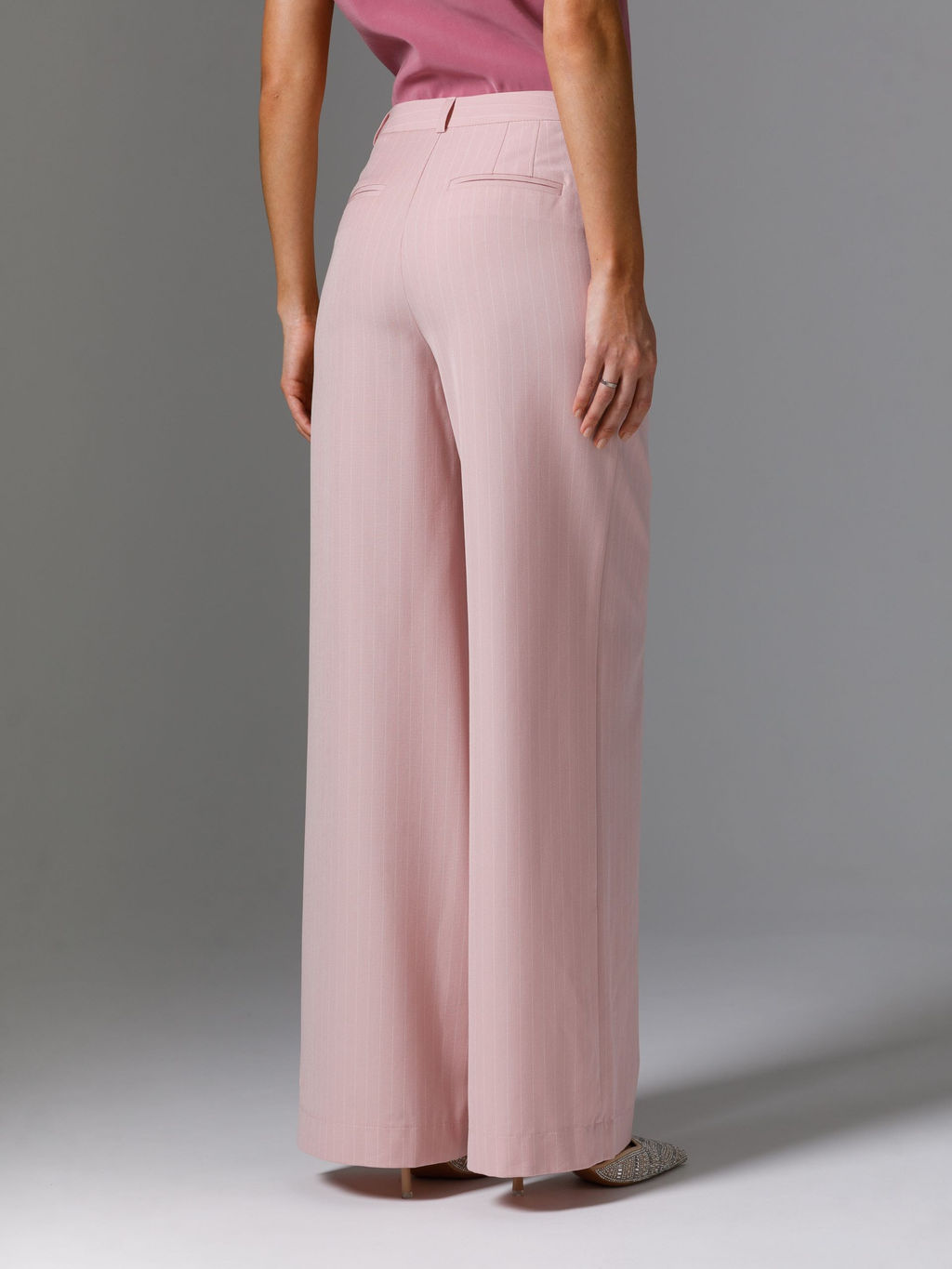 Брюки в полоску