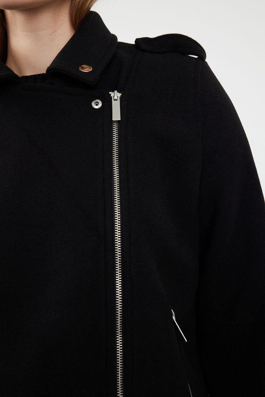 TRENDYOLMILLA Siyah Regular Kase Biker Ince Ceket Mont TWOAW25MO00131  фото 4