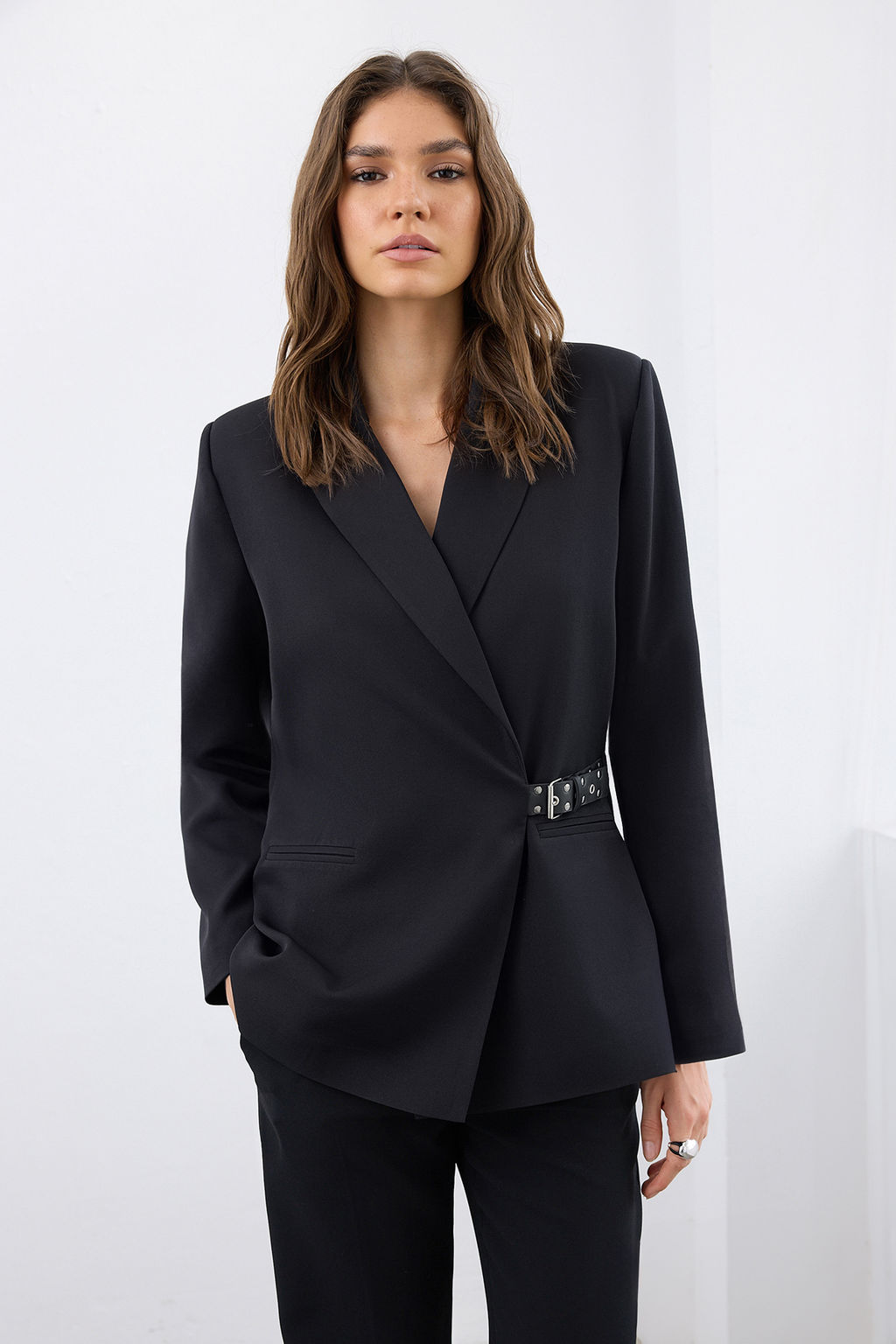 Siyah Kemer Aksesuar Kemerli Regular/Normal Kal?p Dokuma Blazer Ceket TWOAW26BC00027