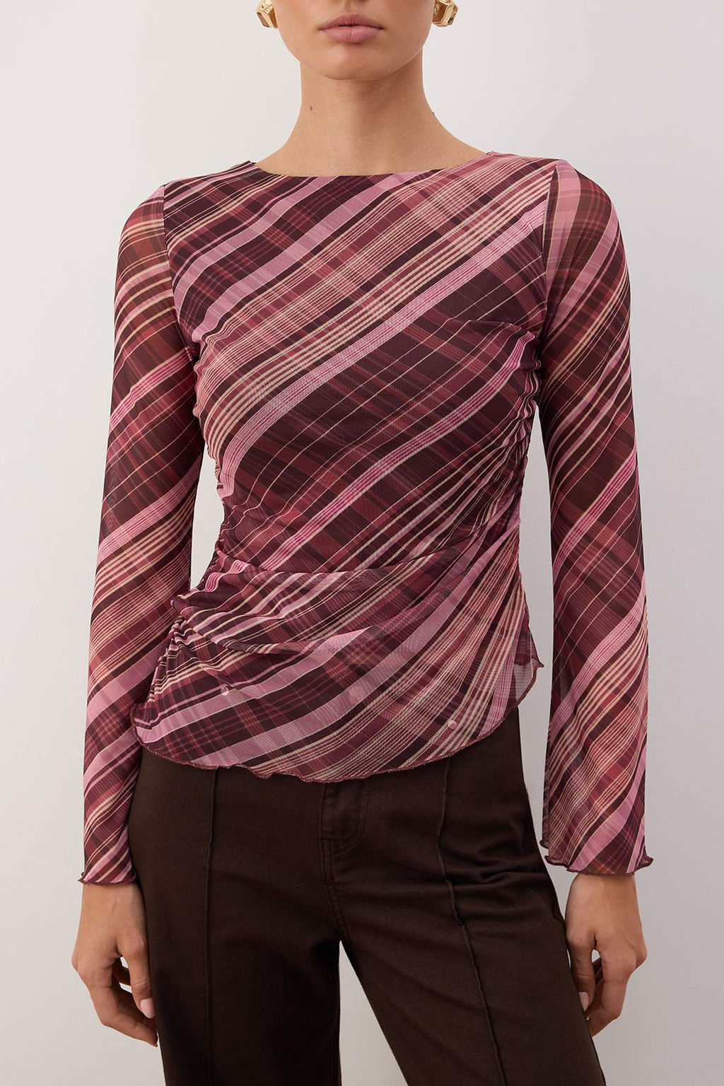 Puantiye Duz Kay?k Yaka Asimetrik Detayl? Vucuda Oturan Esnek Orme Tul Bluz TWOAW26BZ00128 - Trendyolmilla фото 19