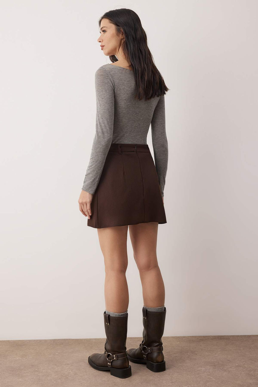 Koyu Kahverengi Pile Detayl? Mini Y?rtmacl? Mini Boy Dokuma Etek TWOAW26ET00000