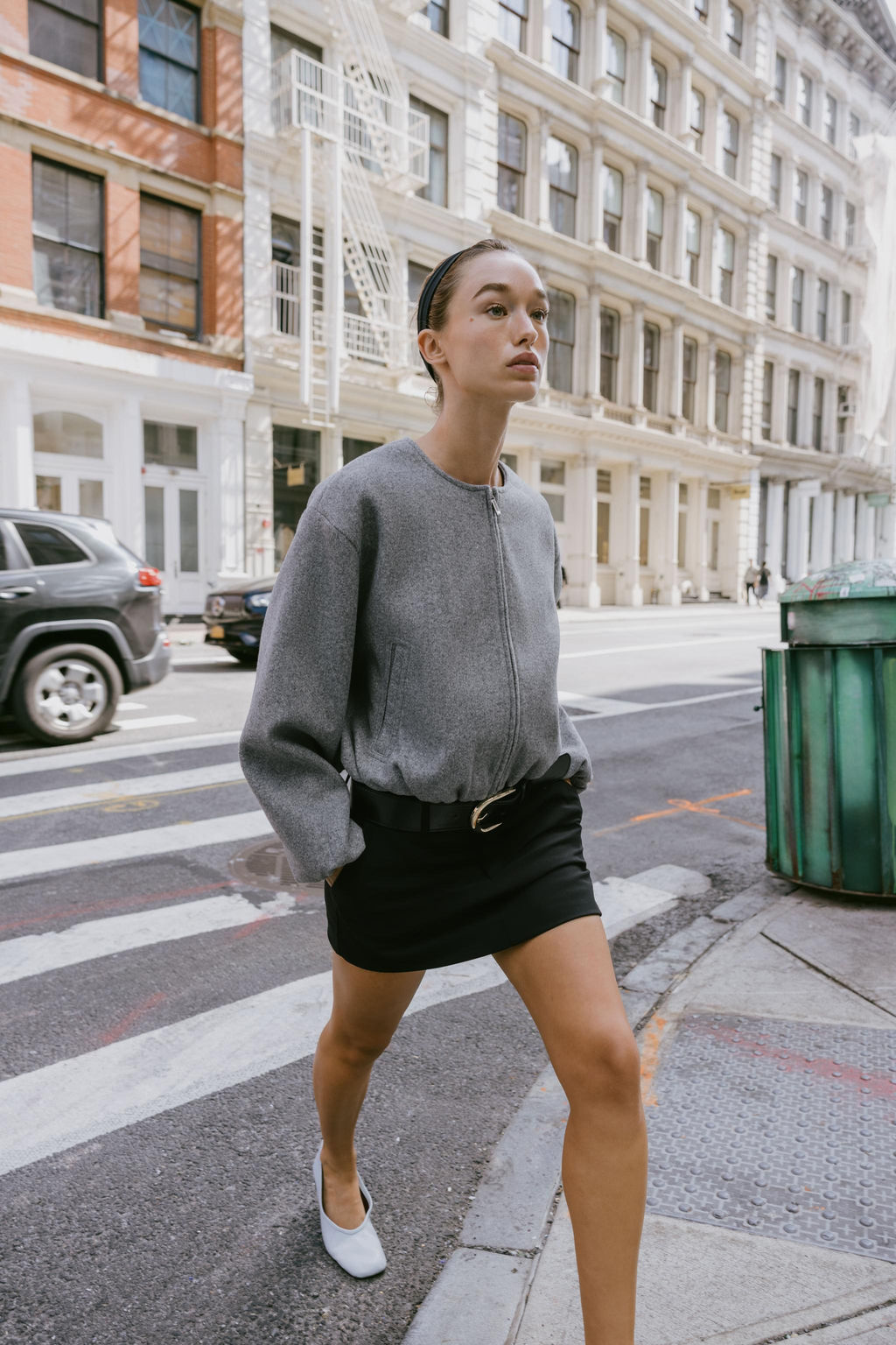 LEATHER TOPSTITCHED BALLERINA
