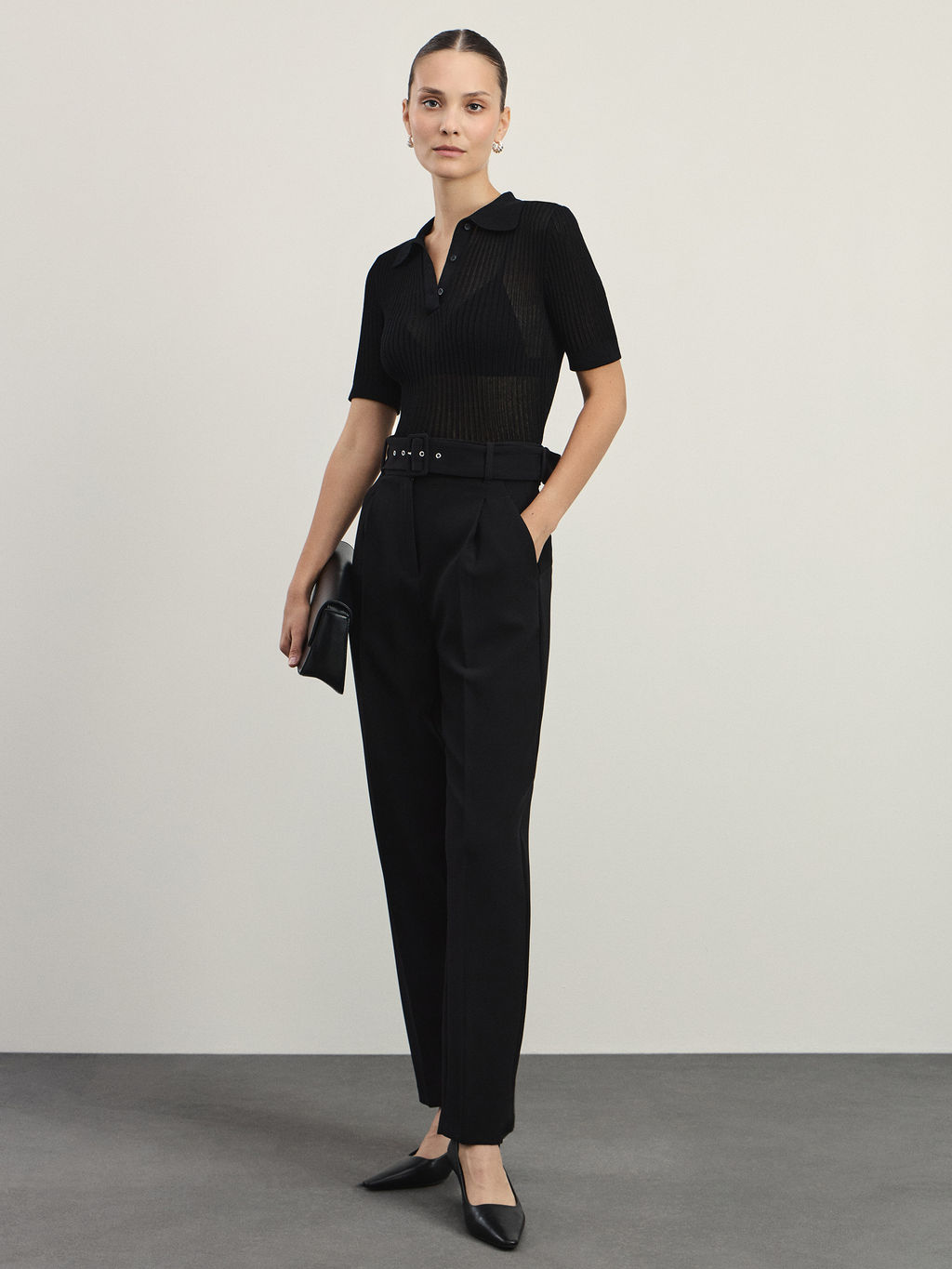 Брюки зауженные к низу с поясом / Zarina