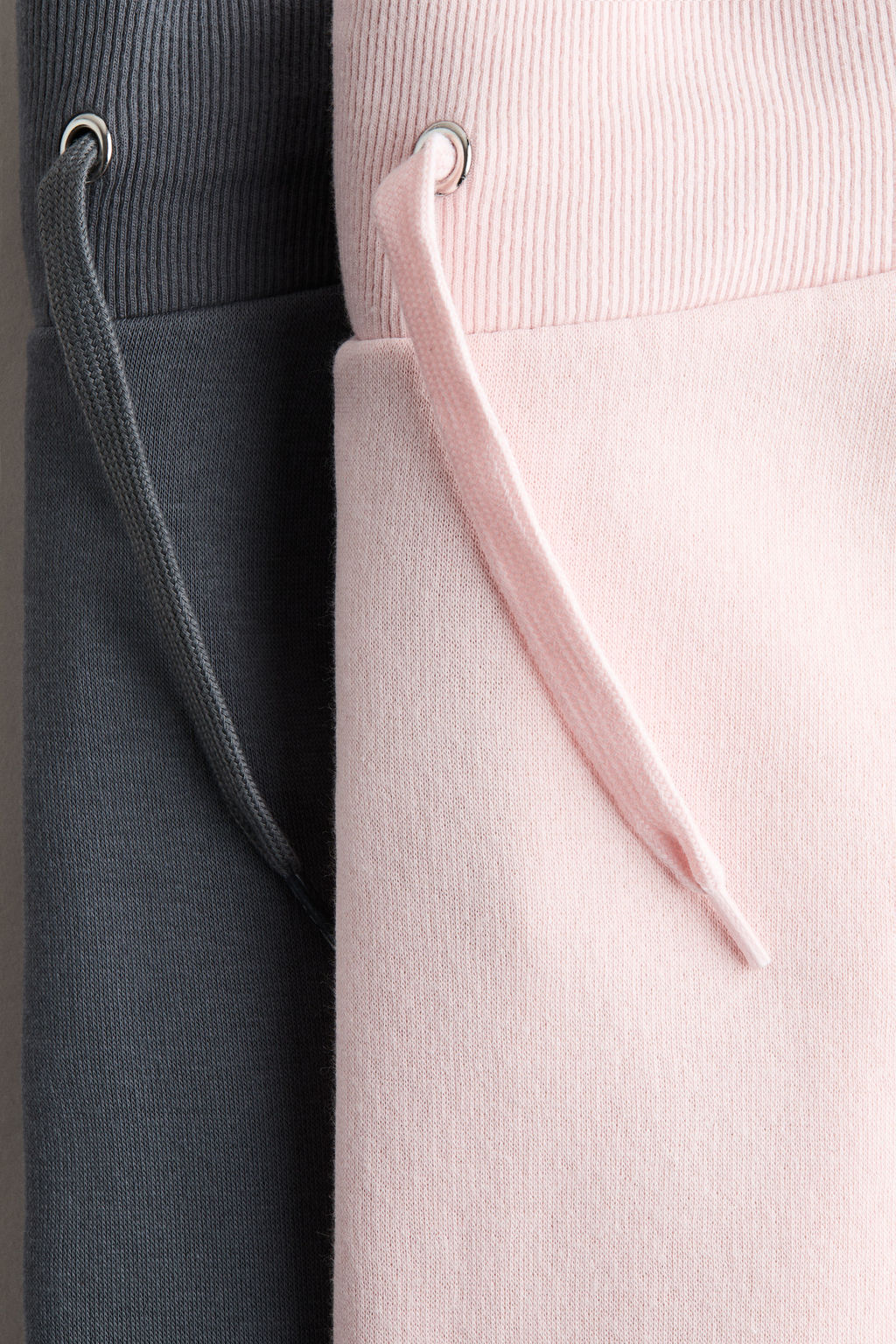 Pack de 2 joggers acampanados en tejido sudadera - H&m фото 4