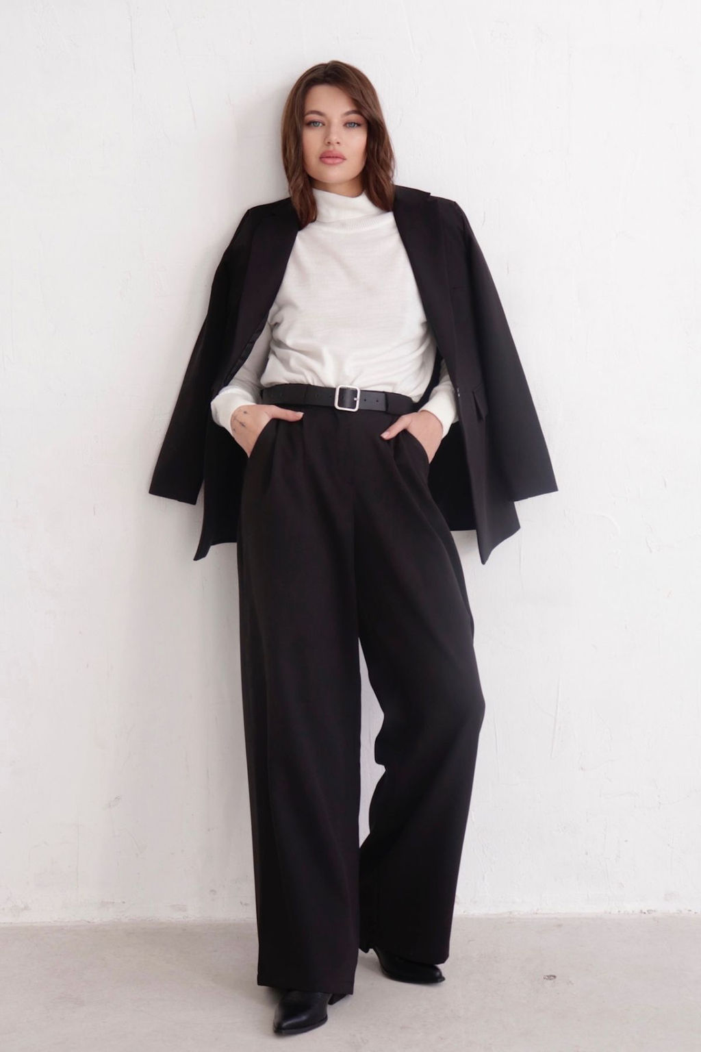 11366 Костюм брючный чёрный - Martichelli фото 3