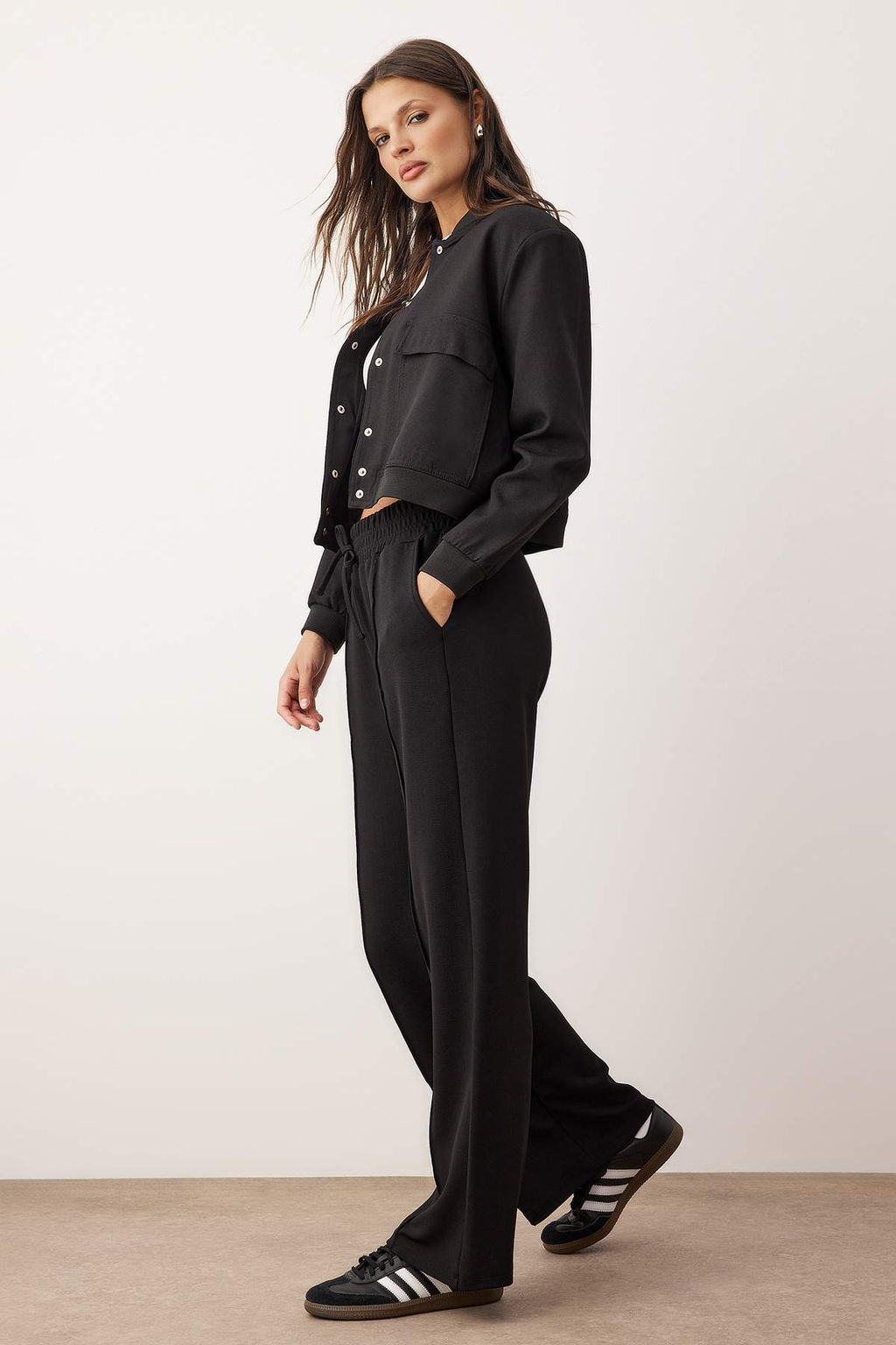 Siyah Beli Kal?n Lastikli Bagc?kl? Straight/Duz Kesim Orme Pantolon TWOAW26PL00100 - Trendyolmilla фото 5