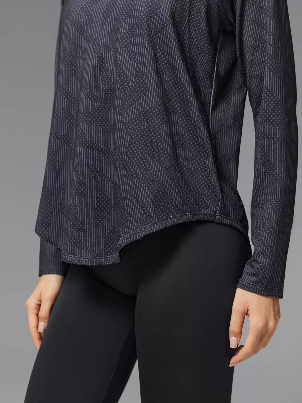 Спортивный рашгард с принтом