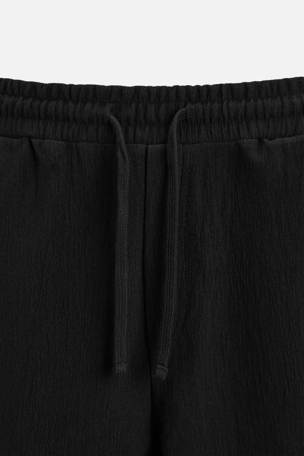 TEXTURED JOGGER BERMUDA SHORTS - Zara фото 24