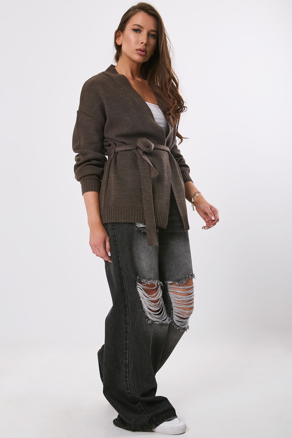 Кардиган объемный без застежки коричневый