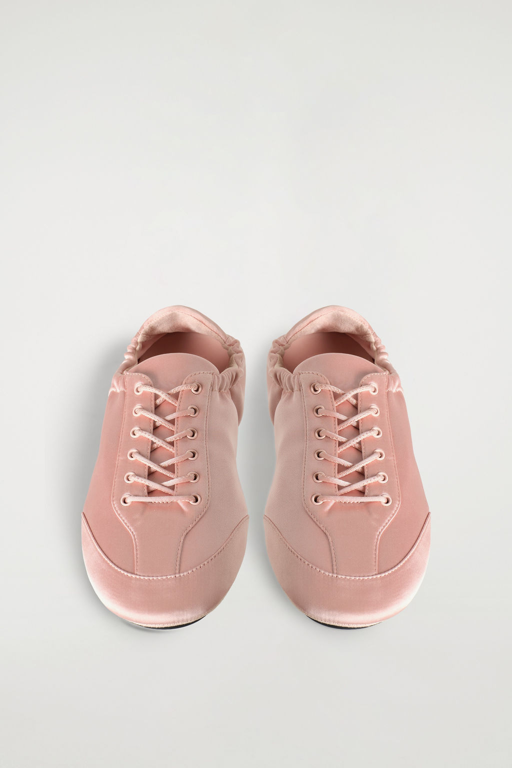 ZAPATILLAS BAILARINAS SATINADAS CON ANTE - H&m фото 6