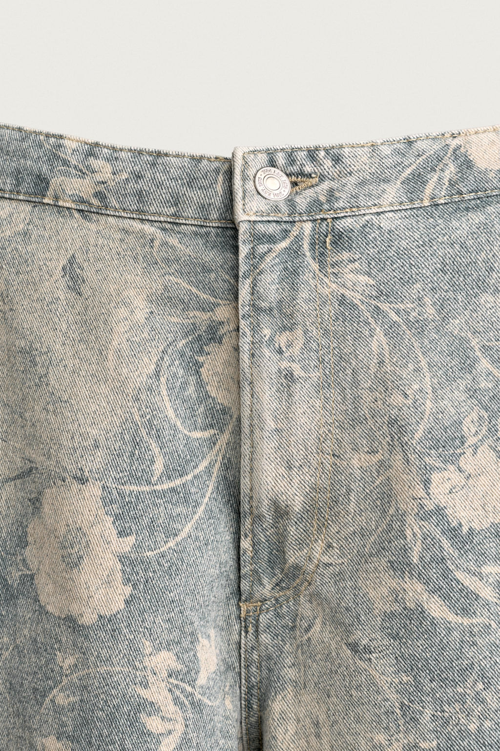 BERMUDA RELAXED FIT ESTAMPADO FLORAL LAVADO / 025 - Zara фото 9