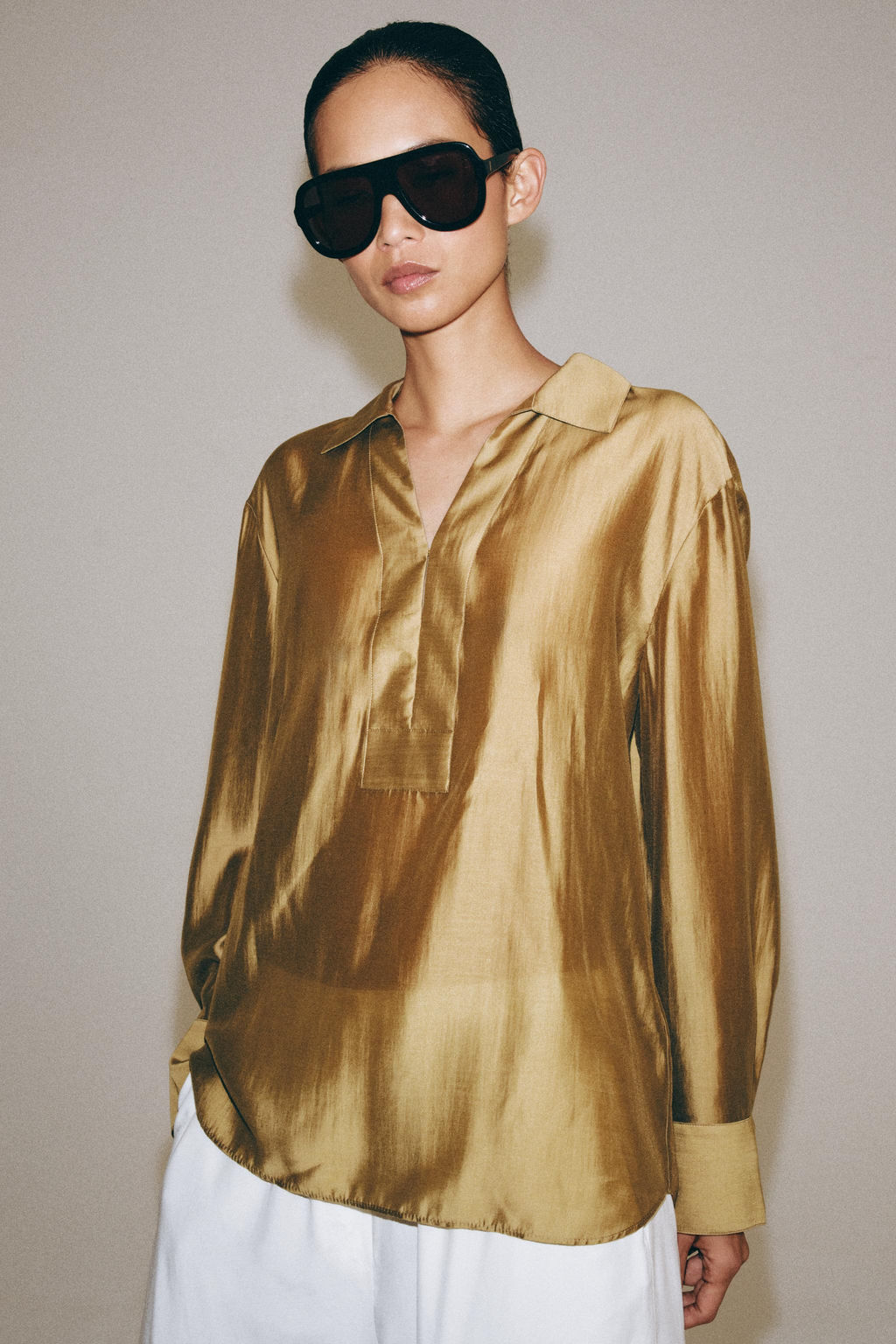 CAMISA SATINADA ZW COLLECTION / Mostaza - Zara фото 4