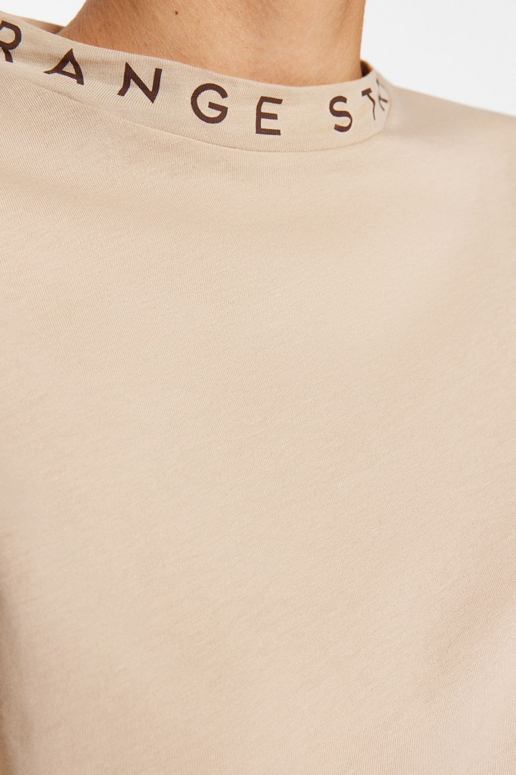 TRENDYOLMILLA Gri %100 Pamuk Regular/Normal Kal?p Slogan Bask?l? Basic Dik Yaka Orme T-Shirt TWOAW20TS0099 фото 11