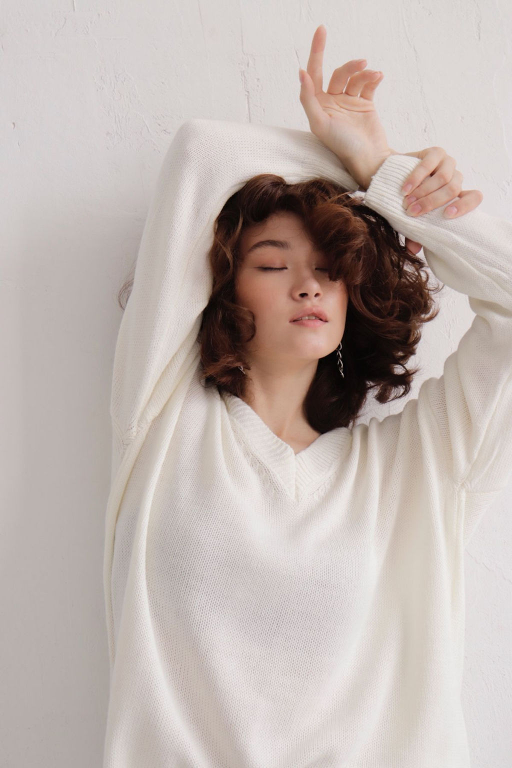 Базовый пуловер с V-образным вырезом - Martichelli фото 17