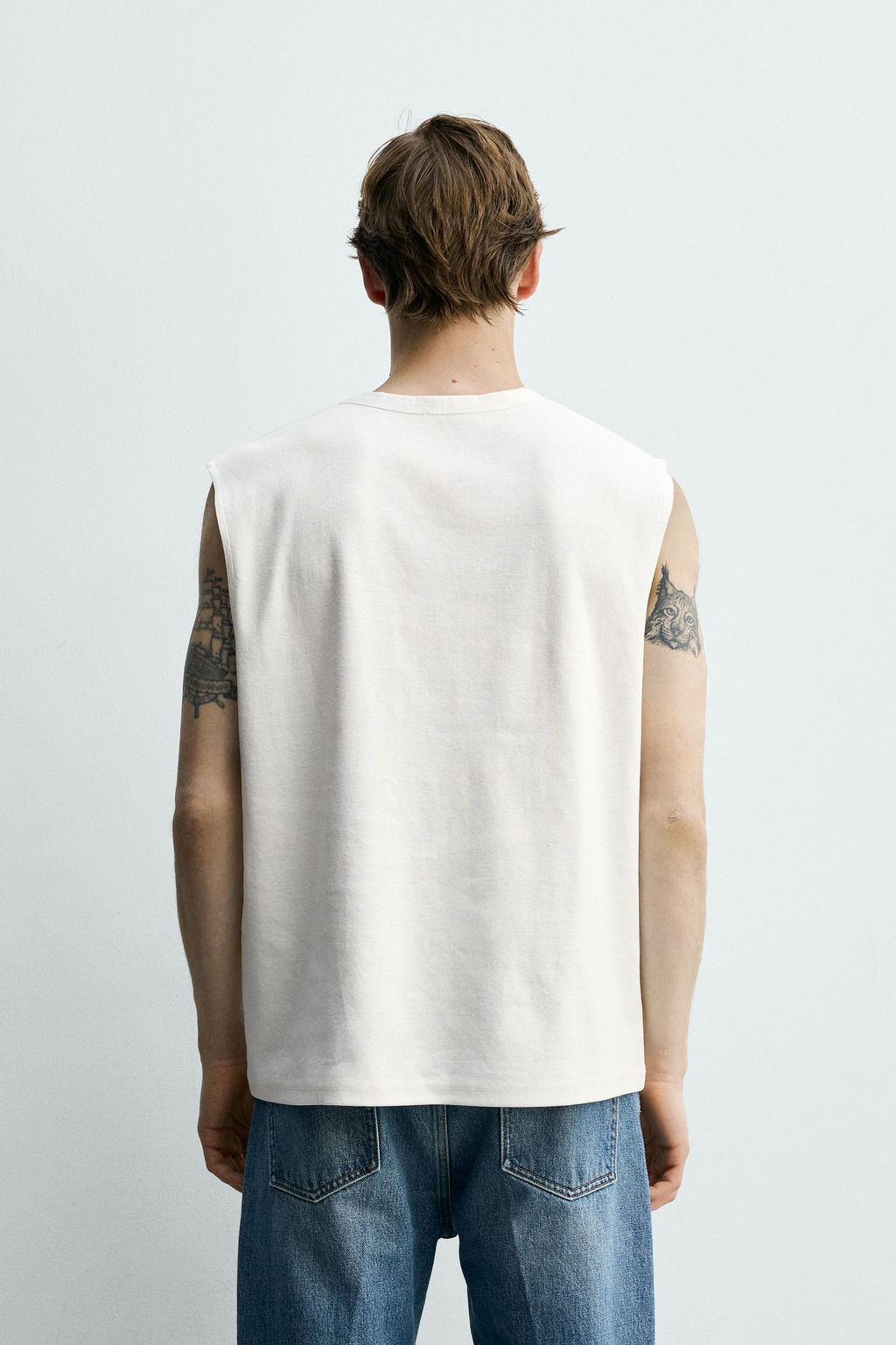 CAMISETA TANK RELAXED FIT / Blanco