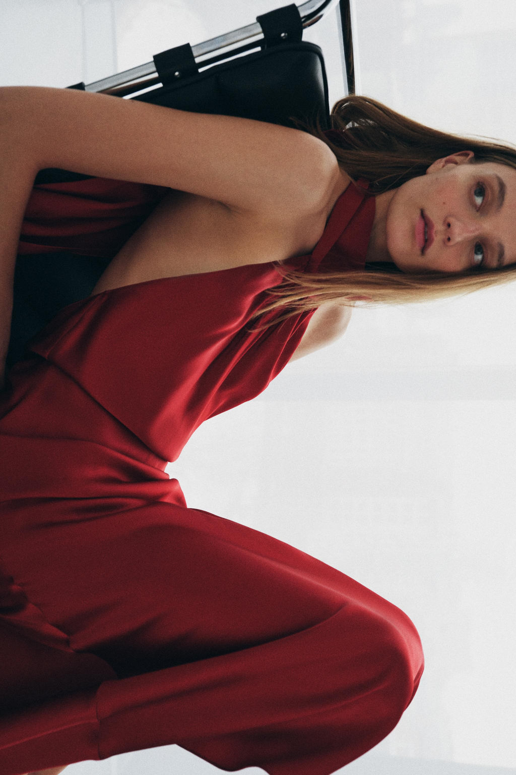 VESTIDO HALTER SATINADO ZW COLLECTION / Rojo - Zara фото 6