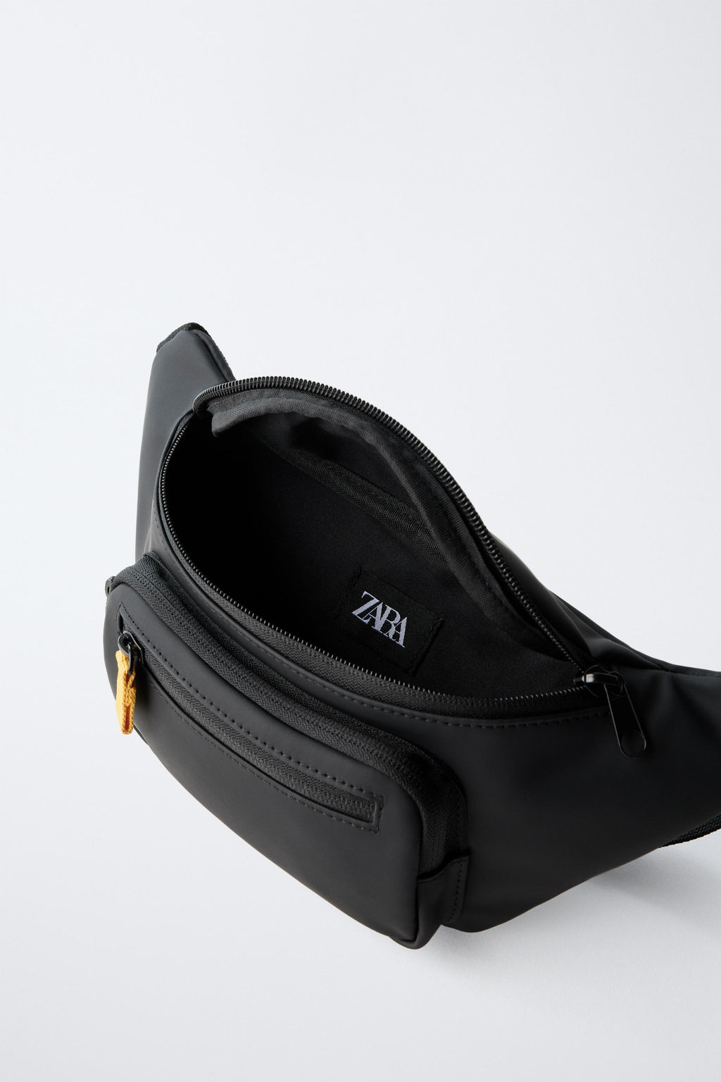 RUBBERISED BELT BAG - Zara фото 4