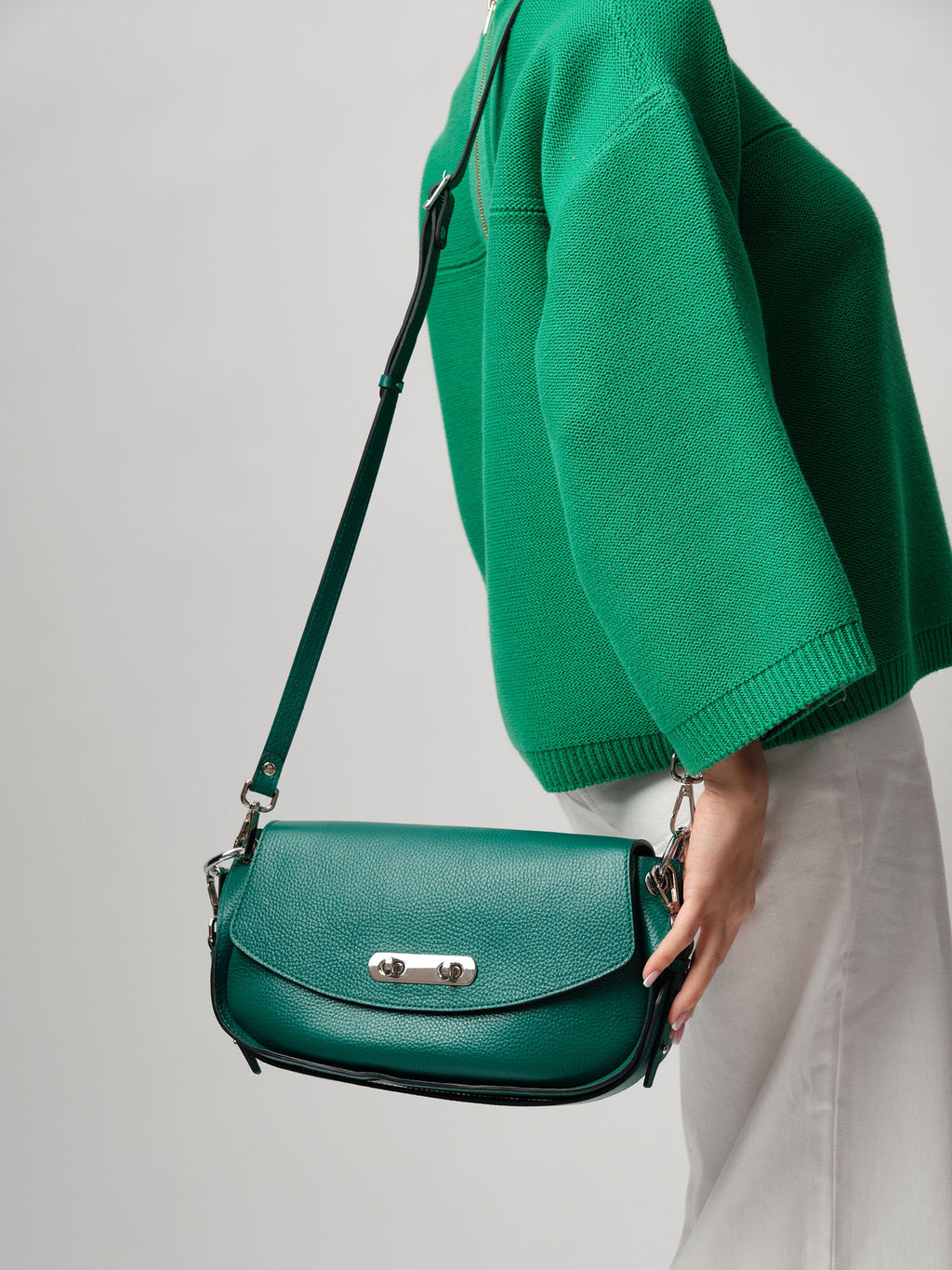 Кожаная сумка Azaro 30645 зеленый изумруд