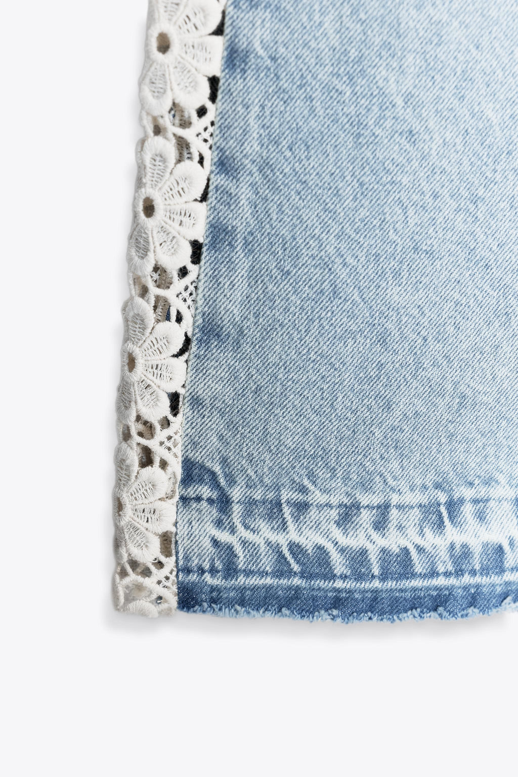 Z1975 WIDE-LEG HIGH-WAIST JEANS WITH CROCHET TRIM - Zara фото 22