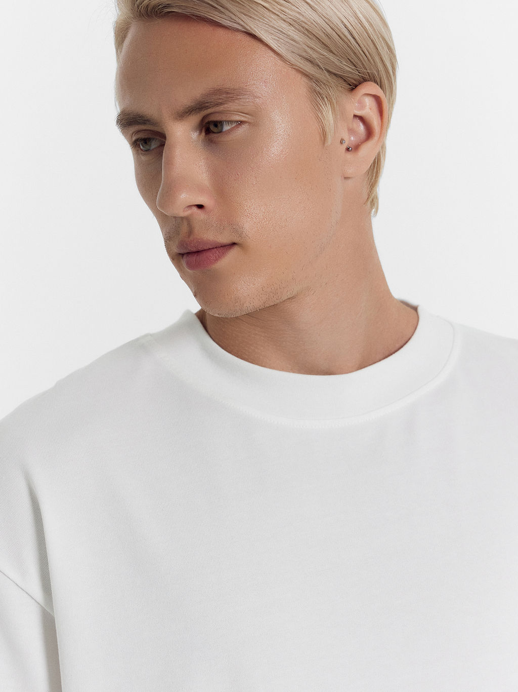 Футболка мужская в белом цвете белый 111883 - Mark formelle фото 5