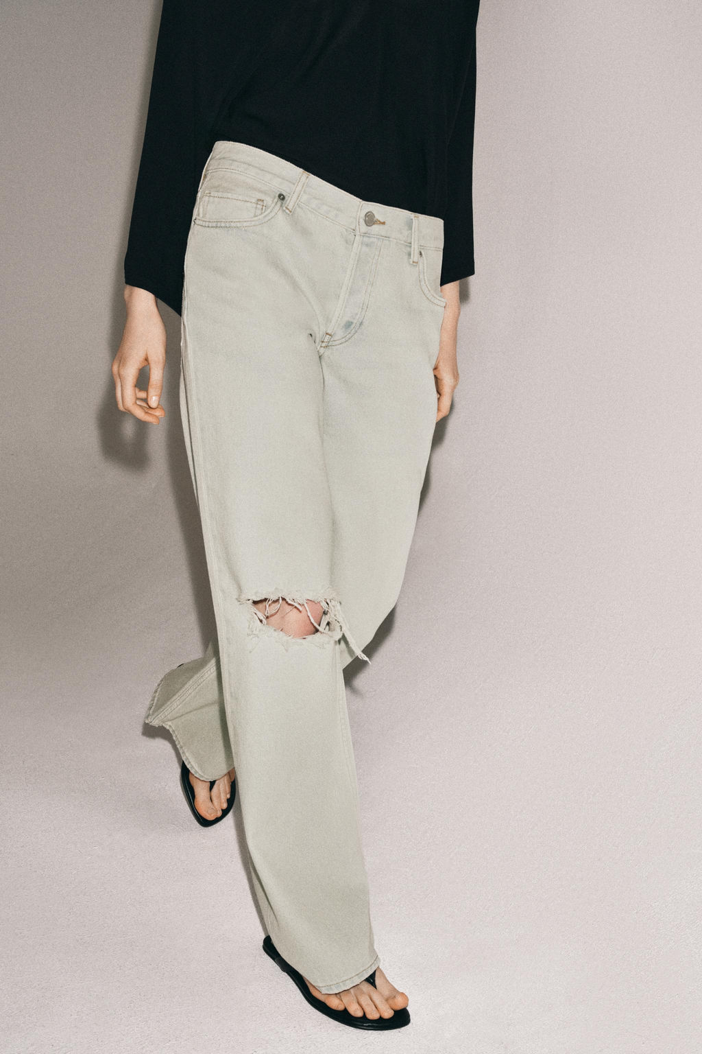 JEANS ZW COLLECTION RELAXED TIRO BAJO ROTOS / Azul claro - Zara фото 2