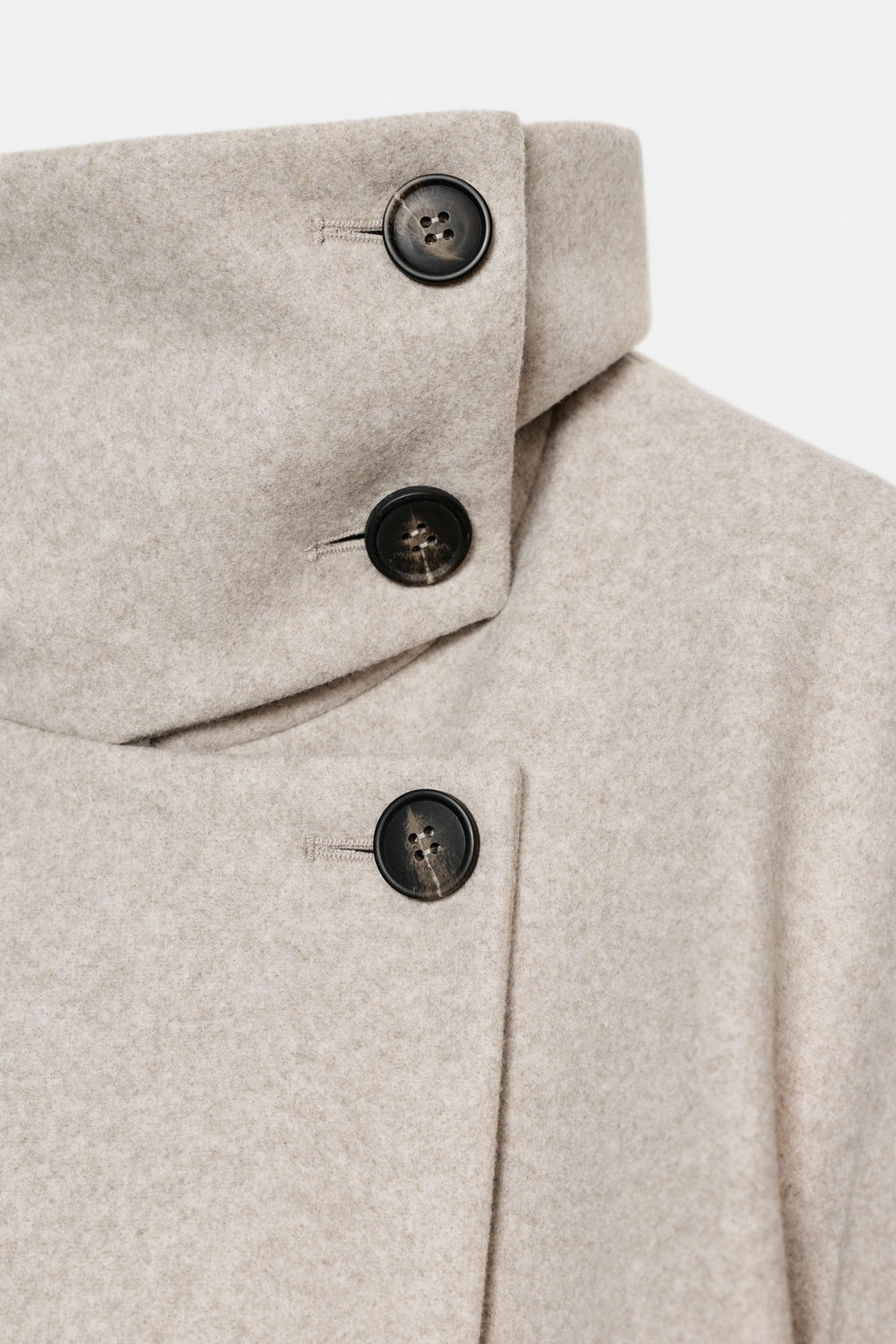 SHORT COAT WITH HIGH COLLAR - Zara фото 6