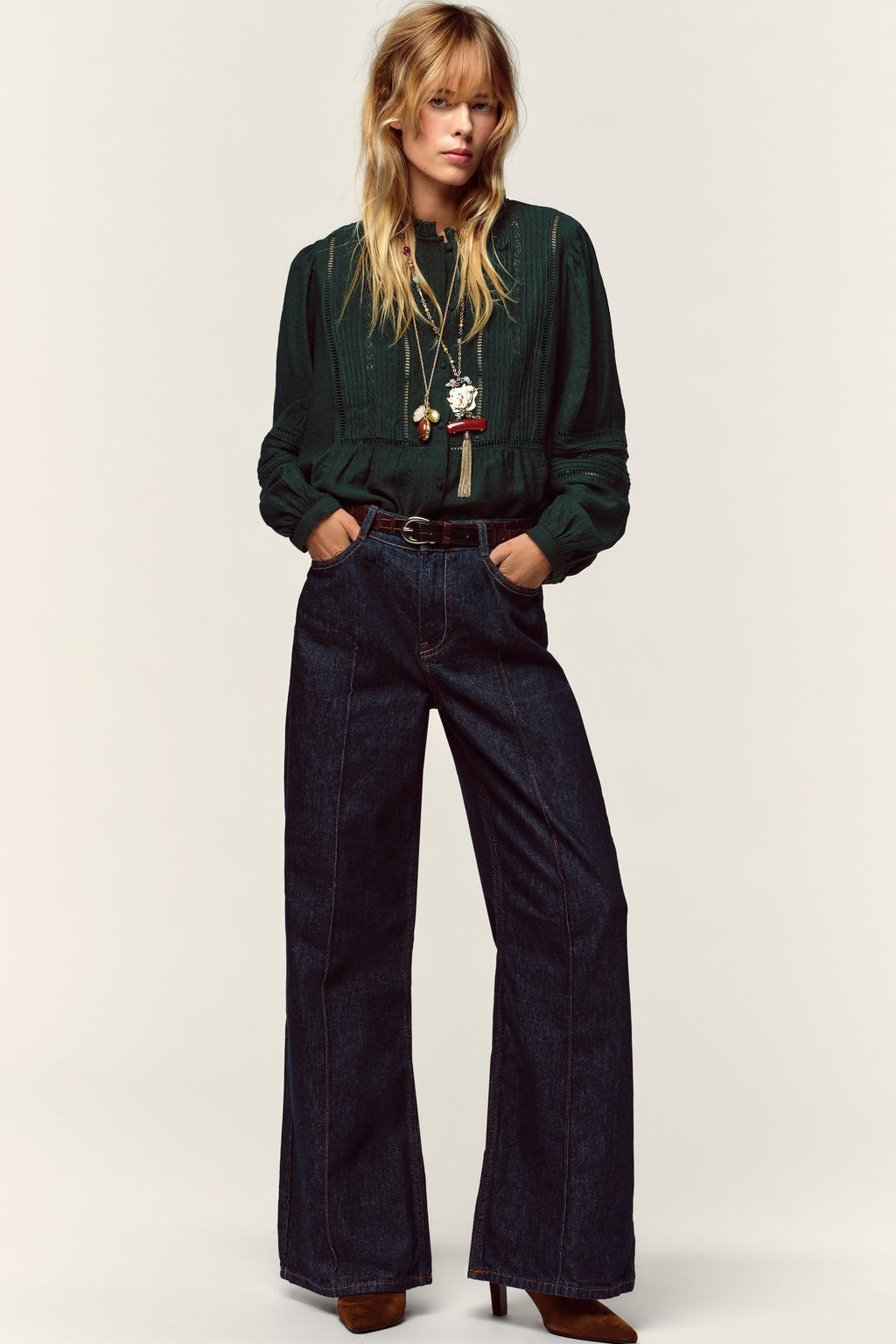 ROMANTIC LACE TRIM SHIRT