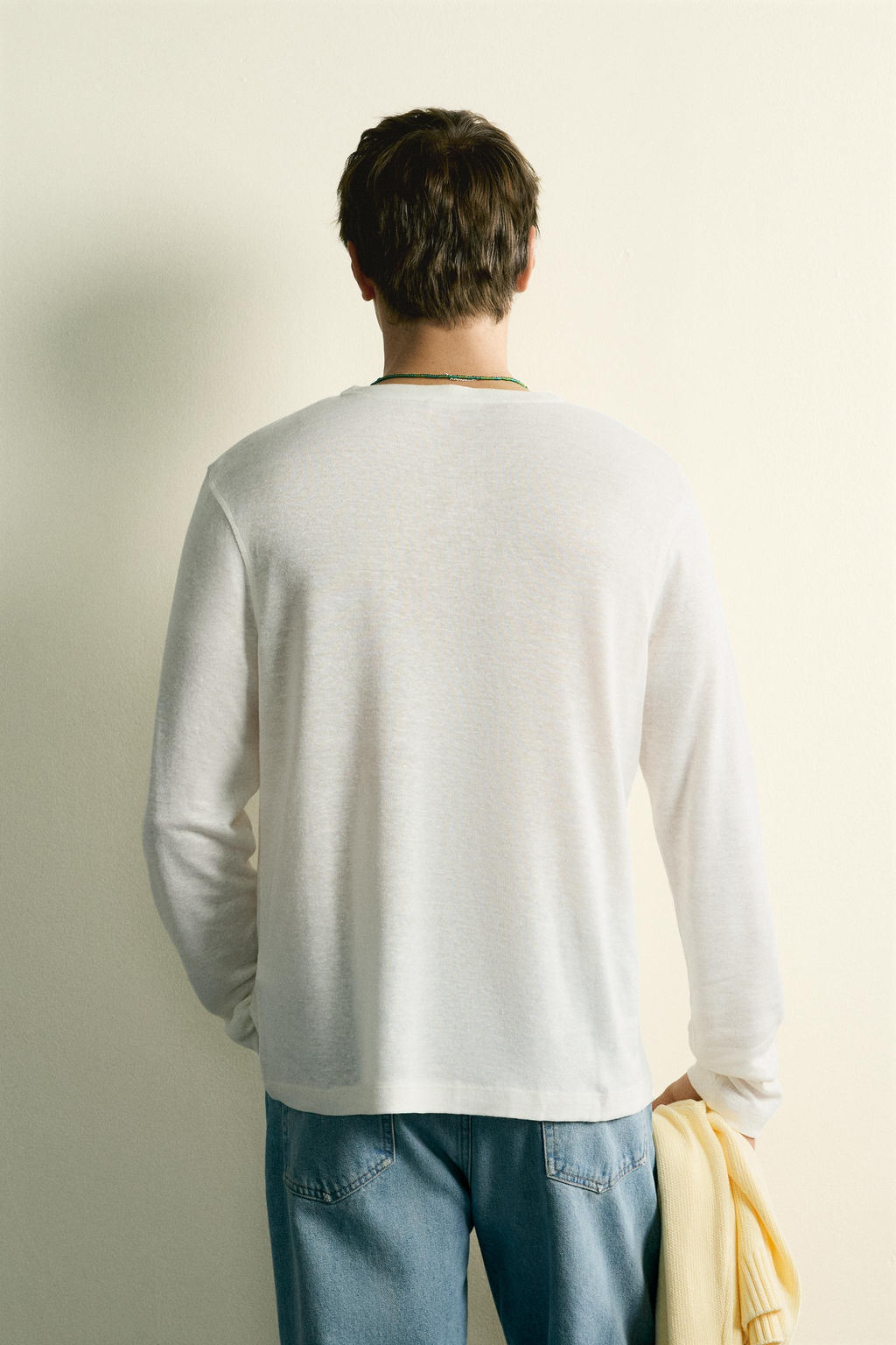 CAMISETA CUELLO PANADERO C??AMO - VISCOSA / Blanco roto - Zara фото 3