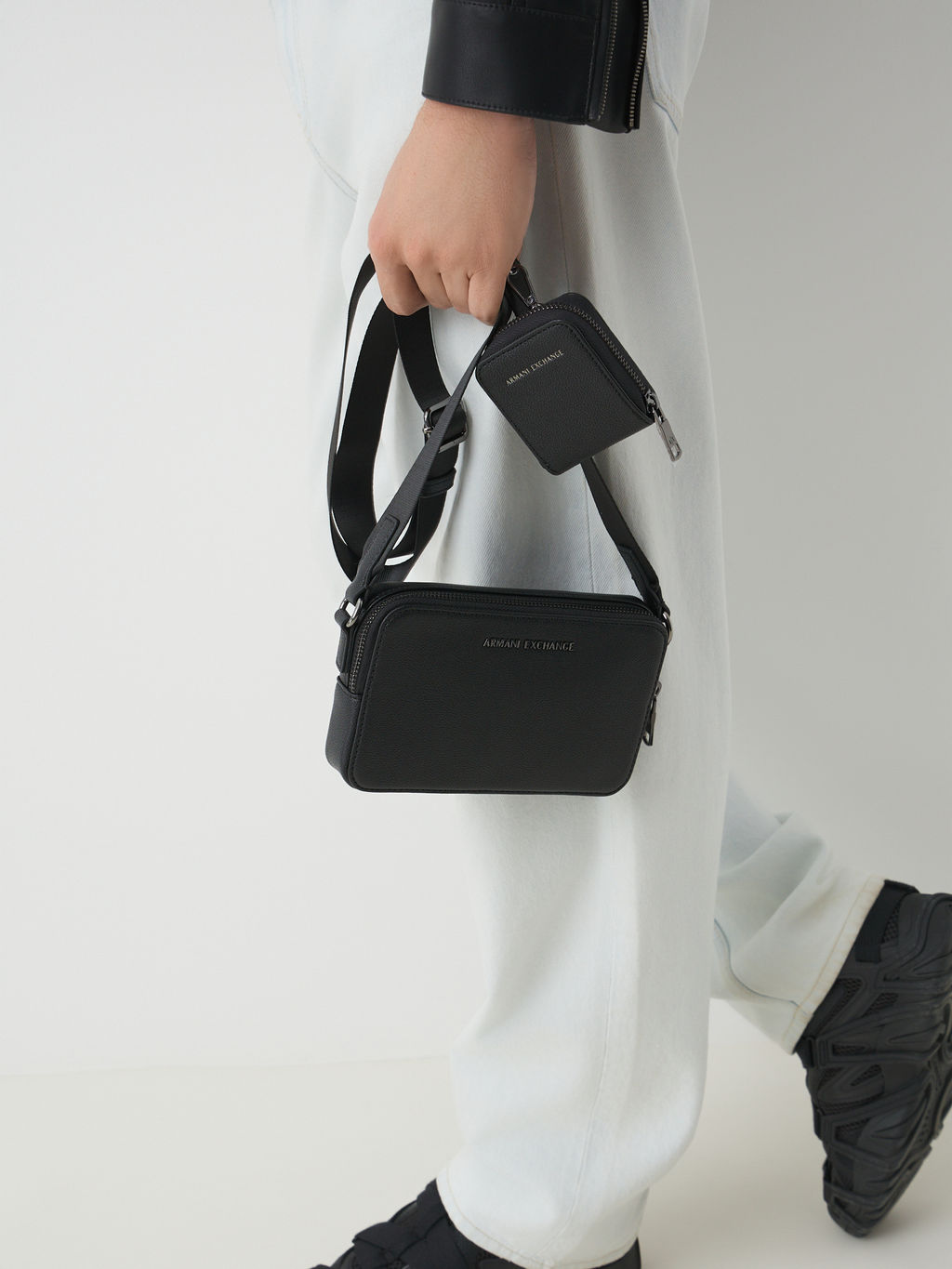 Мужская сумка через плечо ARMANI EXCHANGE CLUBBING Артикул 4368444, черный  фото 5