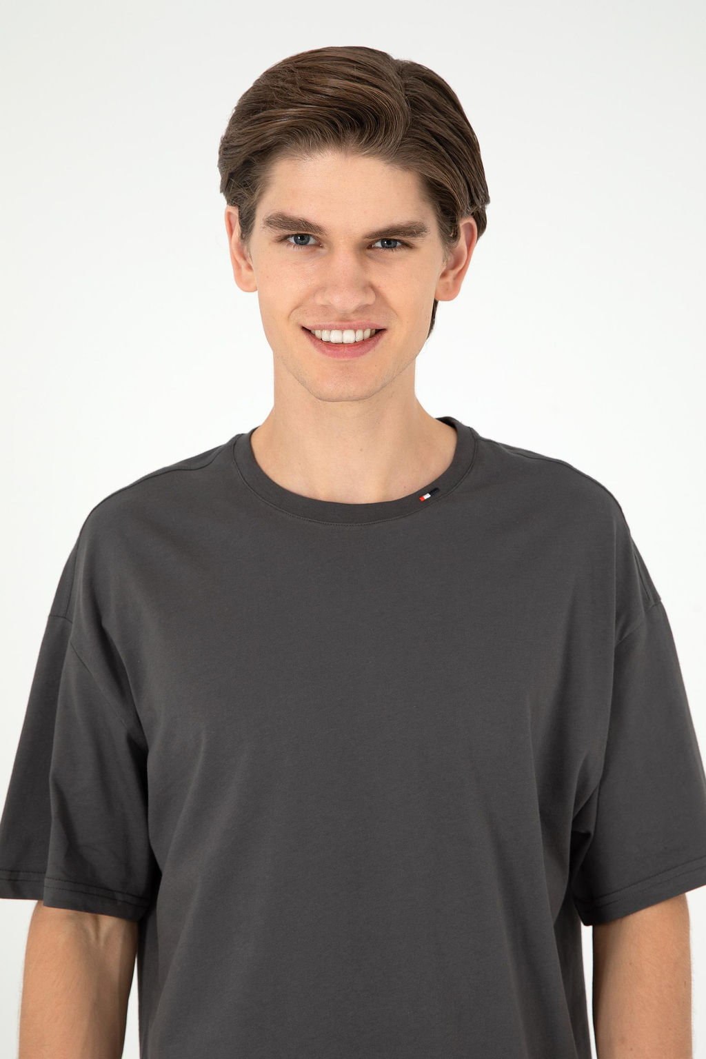 Мужская антрацитовая футболка Неожиданная скидка в корзине - U.s. polo assn фото 2