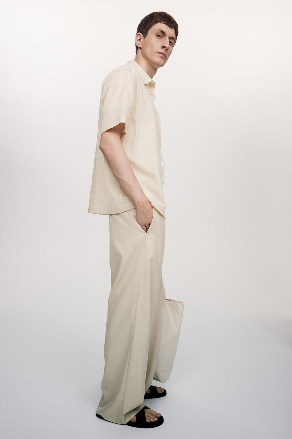 Camisa en tejido texturizado Regular Fit - H&m фото 4