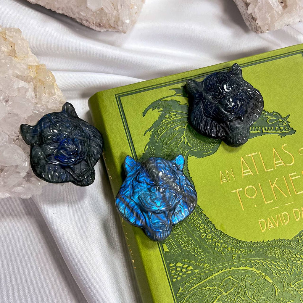 Фигурка резная "Тигр" из Лабрадора