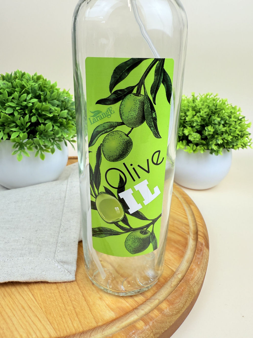 Цена за 2 шт. Бутылка цилиндр с кнопоч. дозатором для масла/соусов,Olive Oil оливки на зел фоне,330 мл 01950-00829