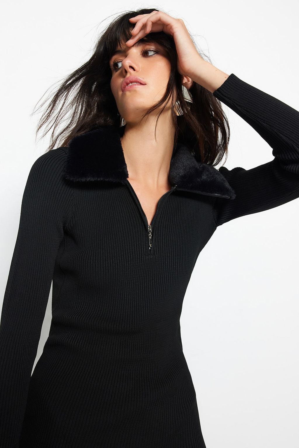 TRENDYOLMILLA Siyah Mini Triko Suni Kurk Detayl? Elbise TWOAW24EL00022 фото 4