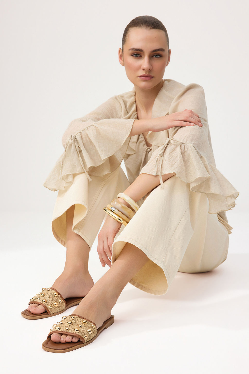 Trendyol Shoes Siyah Gumus Trok Tasl? S?k Kad?n Terlik TAKSS25TE00013 - Trendyolmilla фото 31